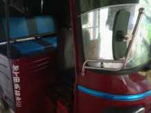 https://riyasewana.com/uploads/piaggio-ape-2010-1917113812813.jpg