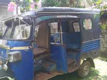 https://riyasewana.com/uploads/piaggio-ape-2010-614140812312.jpg