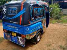 https://riyasewana.com/uploads/piaggio-ape-20122859496.jpg