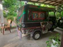 https://riyasewana.com/uploads/piaggio-ape-24732084833.jpg