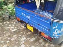 https://riyasewana.com/uploads/piaggio-ape-292216324252.jpg