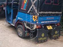 https://riyasewana.com/uploads/piaggio-ape-30120039616633.jpg