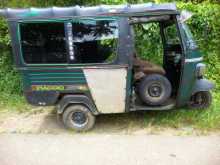 https://riyasewana.com/uploads/piaggio-ape-301234014042.jpg