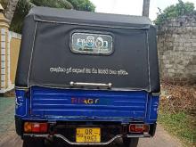https://riyasewana.com/uploads/piaggio-ape-31042356595.jpg