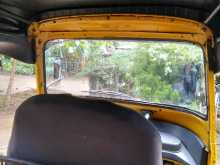 https://riyasewana.com/uploads/piaggio-ape-31159354703.jpg