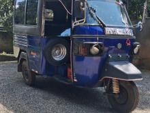 Piaggio Ape 2011 Three Wheel