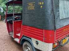 https://riyasewana.com/uploads/piaggio-ape-auto-2009-1015380912392.jpg