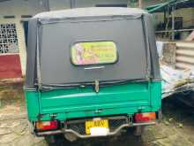 https://riyasewana.com/uploads/piaggio-ape-auto-2020-2521373112942.jpg