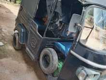 https://riyasewana.com/uploads/piaggio-ape-city-111359424262.jpg