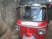 https://riyasewana.com/uploads/piaggio-ape-city-27856384591.jpg