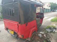 https://riyasewana.com/uploads/piaggio-ape-city-311838164463.jpg