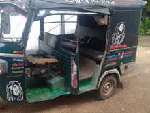 https://riyasewana.com/uploads/piaggio-desel-three-2011-2318151012424.jpg