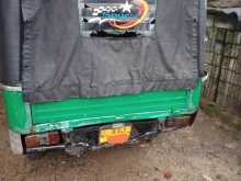 https://riyasewana.com/uploads/piaggio-desel-three-2013-2623092712292.jpg