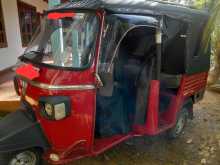 https://riyasewana.com/uploads/piaggio-extra-5826054292.jpg