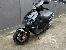 https://riyasewana.com/uploads/piaggio-gilera-runner-2519081619726.jpg