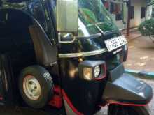 https://riyasewana.com/uploads/piaggio-piaggio-2015-121364912994.jpg