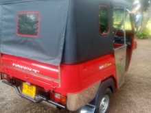 https://riyasewana.com/uploads/piaggio-piaggio-2015-289372612833.jpg
