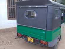 https://riyasewana.com/uploads/piaggio-piaggio-2015-911343212392.jpg