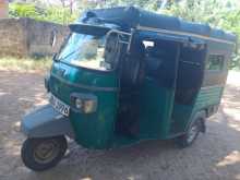 https://riyasewana.com/uploads/piaggio-piaggio-202123324083.jpg