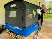 https://riyasewana.com/uploads/piaggio-piaggio-ape-2015-219472012564.jpg