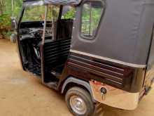 https://riyasewana.com/uploads/piaggio-piaggo-11430344193.jpg