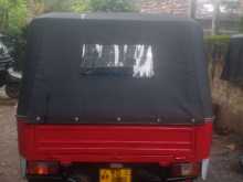https://riyasewana.com/uploads/piaggio-yo-262131104553.jpg