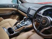 https://riyasewana.com/uploads/porsche-cayenne-2015-22731284882.jpg