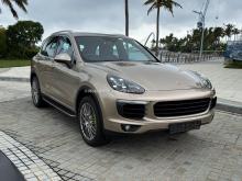 Porsche Cayenne S E-Hybrid 2015 SUV