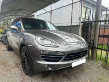 Porsche Cayenne S 2011 SUV