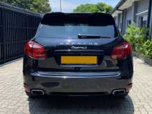 https://riyasewana.com/uploads/porsche-cayenne-s-8124500502.jpg
