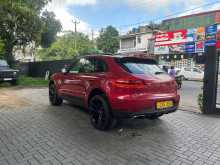 https://riyasewana.com/uploads/porsche-macan-2015-719365212362.jpg