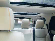 https://riyasewana.com/uploads/range-rover-discovery-5-2020-307140812163.jpg