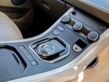 https://riyasewana.com/uploads/range-rover-evoque-pure-2311550217215.jpg