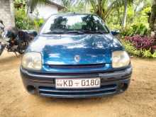 Renault Clio 2000 Car