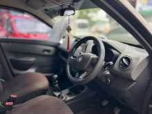 https://riyasewana.com/uploads/renault-kwid-117033485.jpg