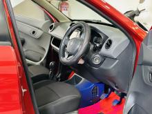 https://riyasewana.com/uploads/renault-kwid-1513423717425.jpg