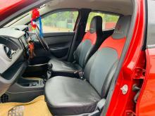 https://riyasewana.com/uploads/renault-kwid-1905446915.jpg