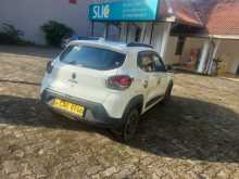 https://riyasewana.com/uploads/renault-kwid-2016-1820311512734.jpg