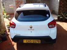 https://riyasewana.com/uploads/renault-kwid-2016-2721344612912.jpg