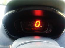 https://riyasewana.com/uploads/renault-kwid-252328286014.jpg