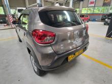 https://riyasewana.com/uploads/renault-kwid-261350617795.jpg