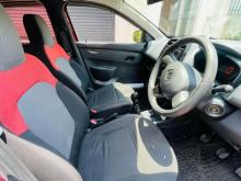 https://riyasewana.com/uploads/renault-kwid-31012106654.jpg