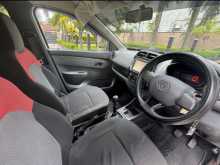 https://riyasewana.com/uploads/renault-kwid-rxt-2018-36242312533.jpg