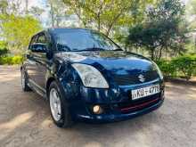 Suzuki Swift 2012 Car
