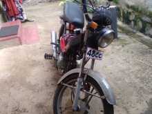 Singer Safari 4s 2012 Motorbike