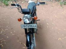 https://riyasewana.com/uploads/singer-safari-61832416665.jpg