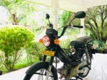 Singer Singer 2018 Motorbike