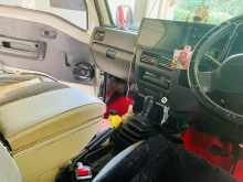 https://riyasewana.com/uploads/subaru-sambar-2000-322275812132.jpg