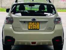 Subaru XV Hybrid 2014 SUV