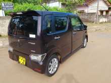 https://riyasewana.com/uploads/suzuki-2018-1st-24937584793.jpg